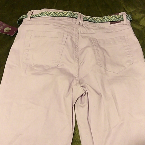 Capris - Picture 2 of 3